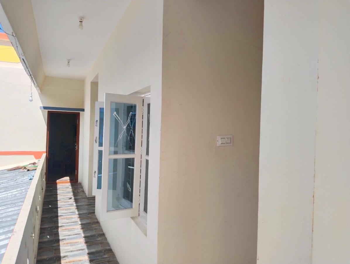 Hotel Oyo 8206 K J Residency Mysore Esterno foto
